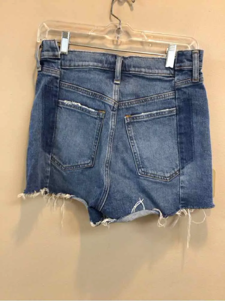 ABERCROMBIE & FITCH SIZE 4 Ladies SHORTS