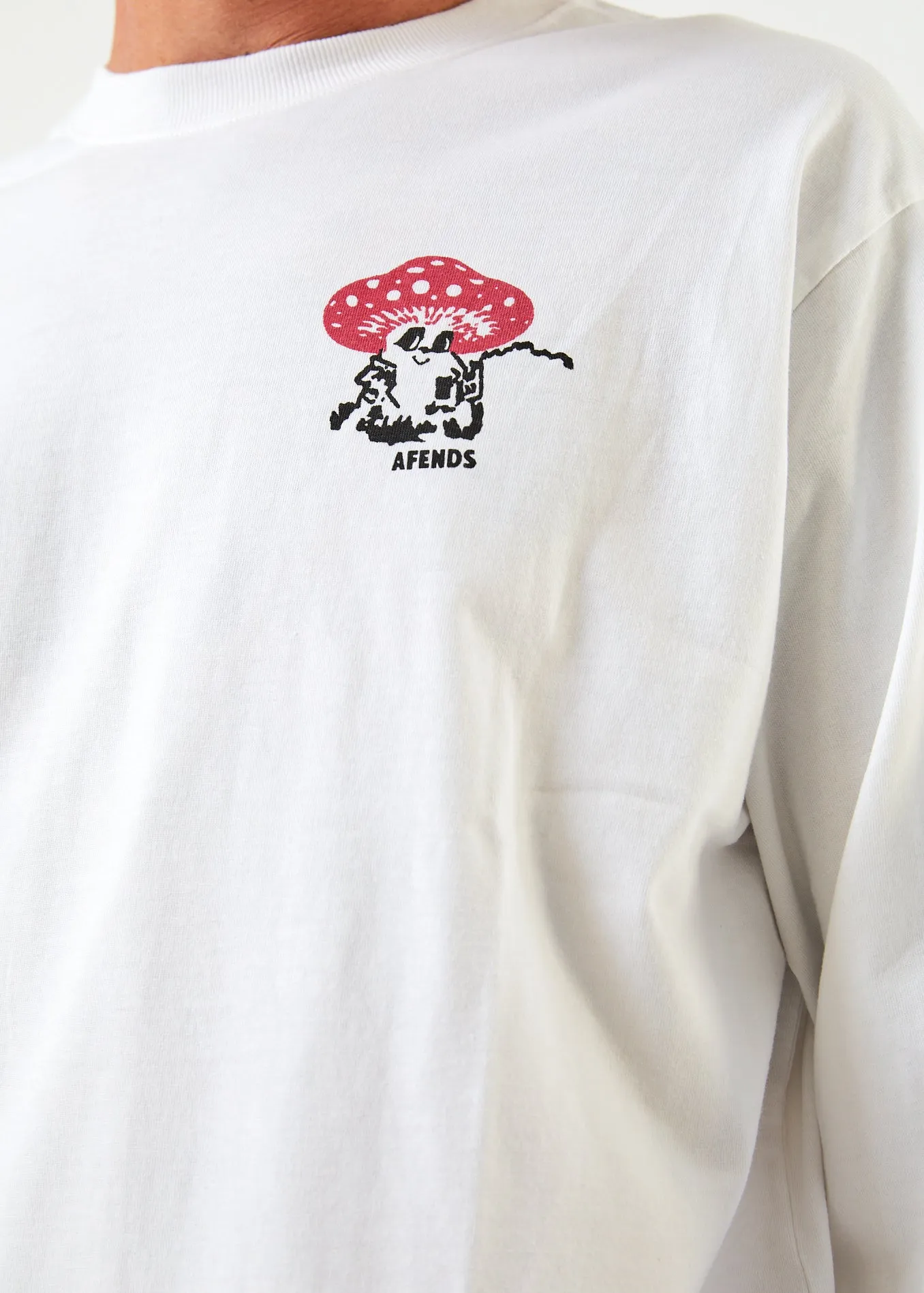 AFENDS Mens Caught In The Wild - Long Sleeve Graphic T-Shirt - White