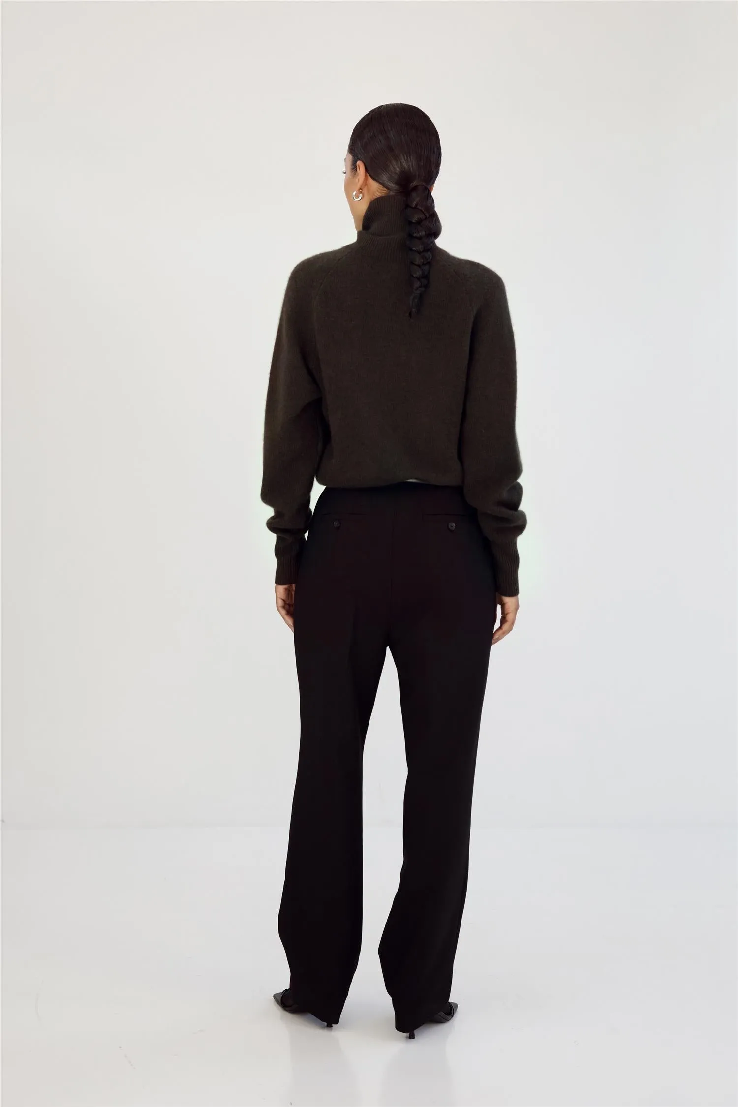 ALMADA LABEL - Cozy Gigi Chocolate Turtleneck Sweater for Women