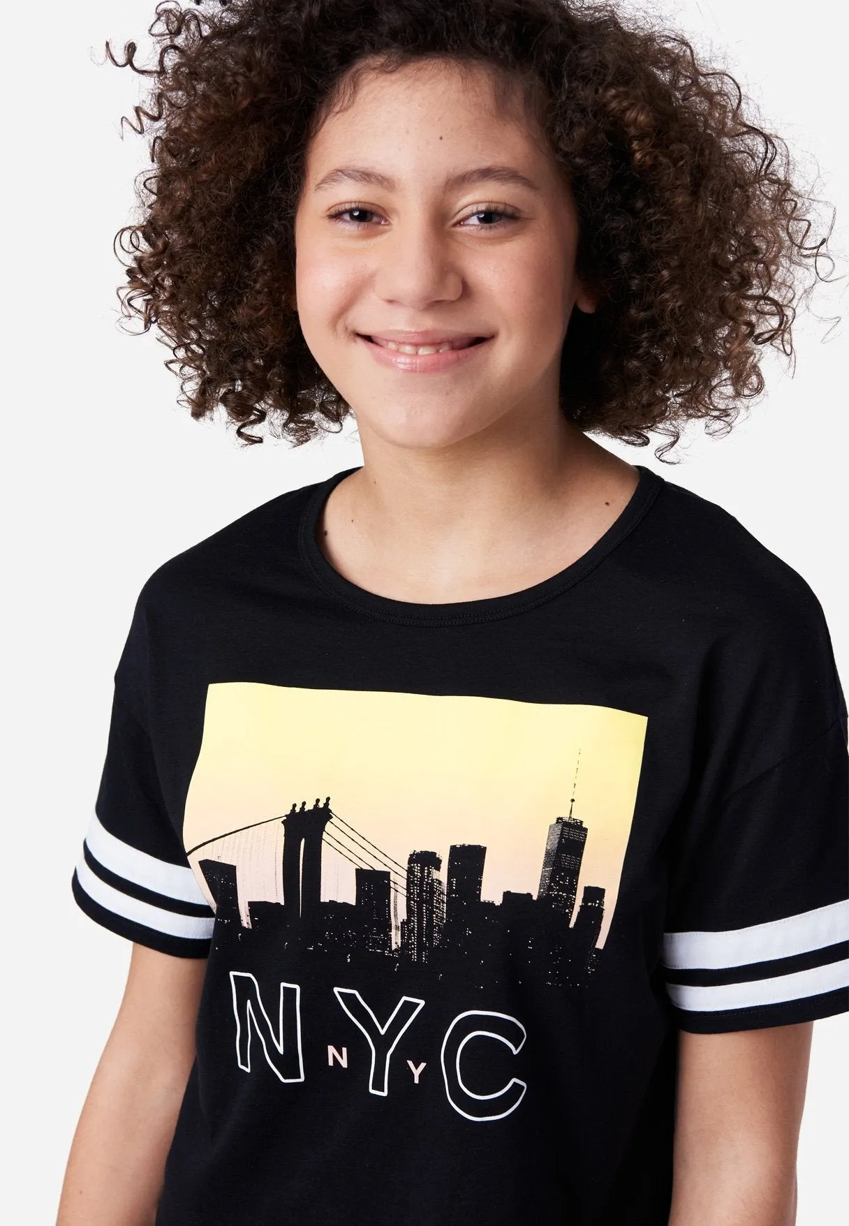 Color-Changing Scoop Neck Tee