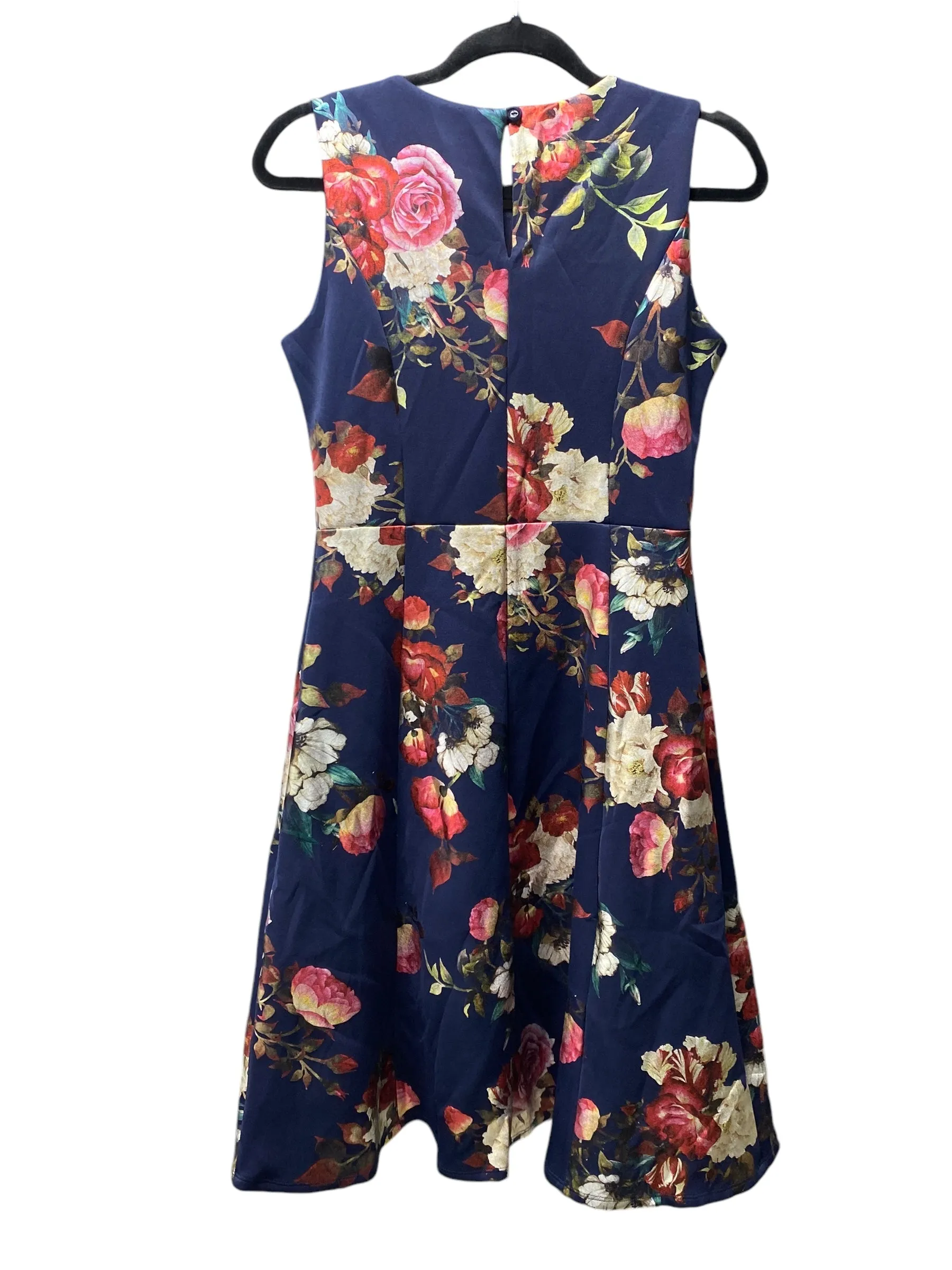 Dress Casual Short By En Focus In Floral Print, Size: 6