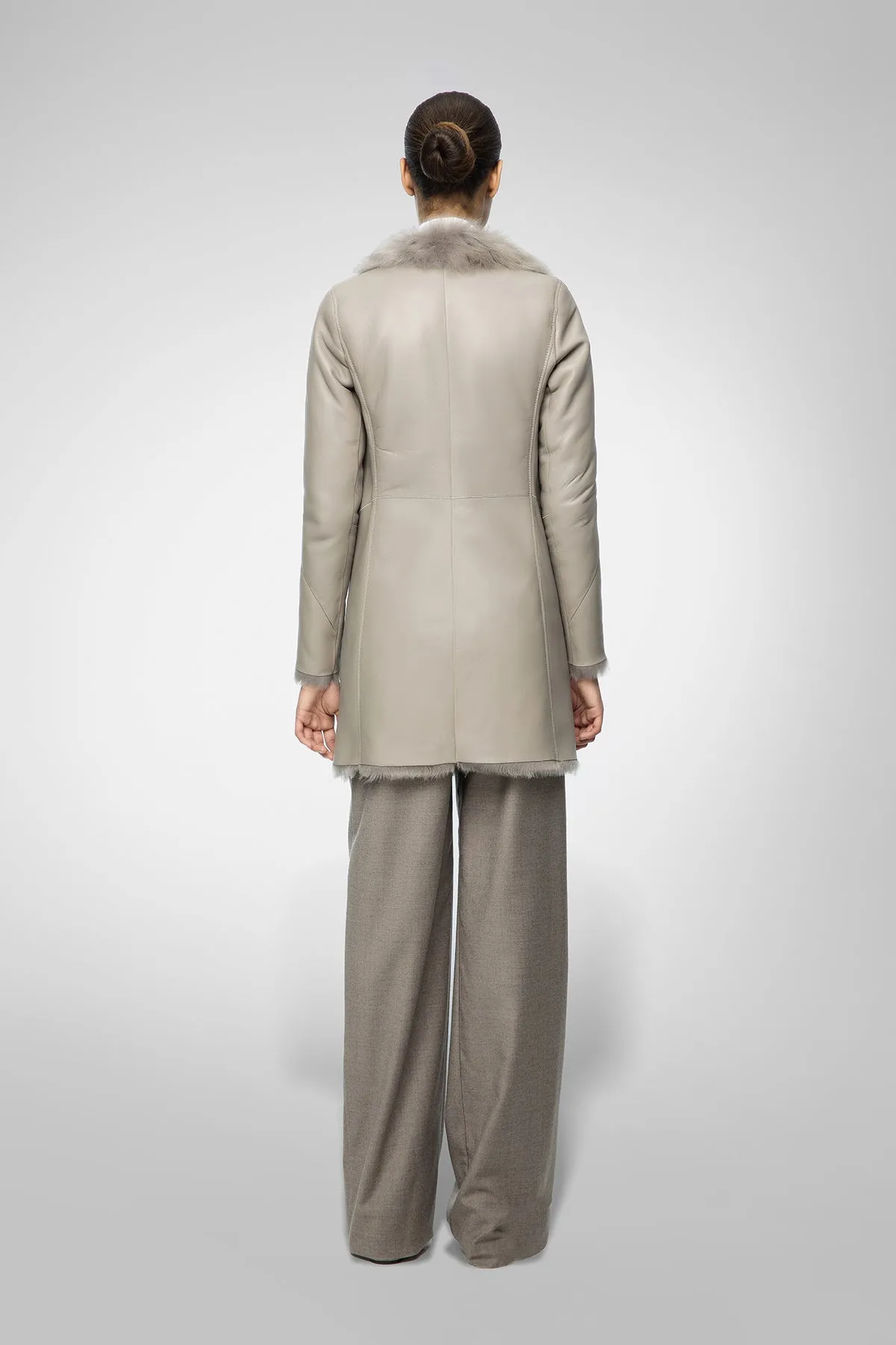 Elena - Luxurious Niobe Shearling Coat for Ultimate Warmth and Style