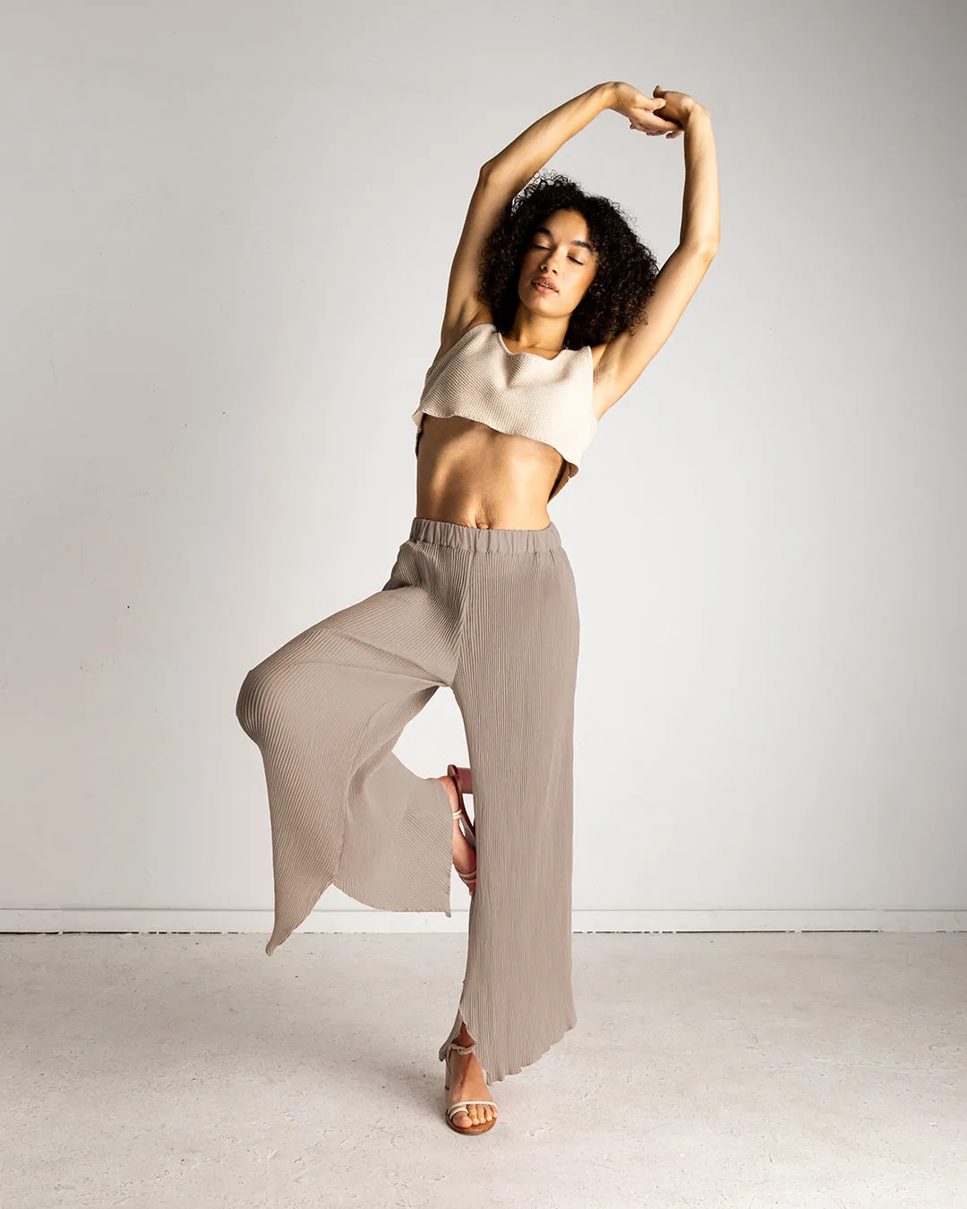 Knit Seed Stitch Crop Top | XS-3X - Available SS24