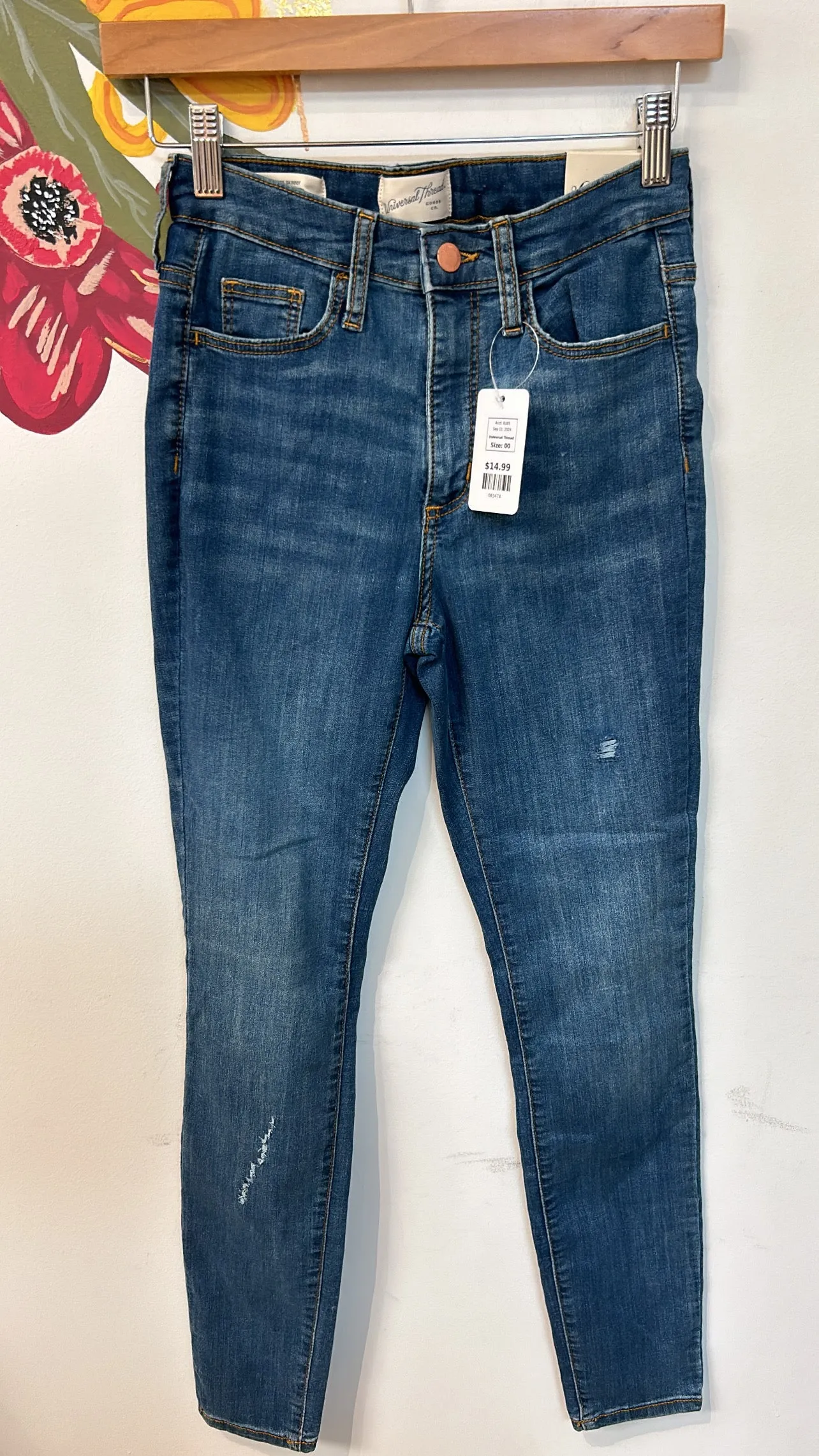 New Universal Thread High Rise Skinny Jeans, 00