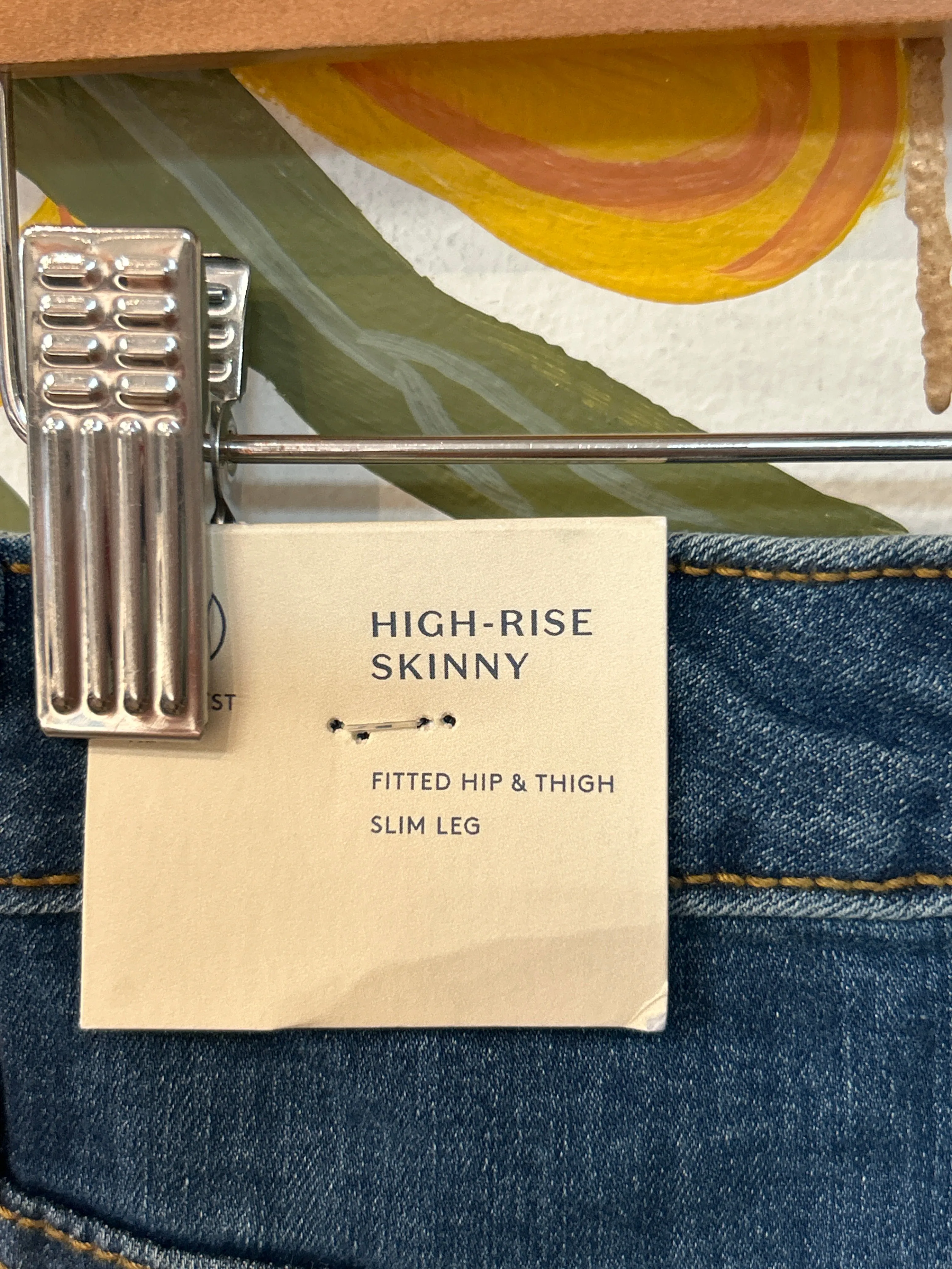 New Universal Thread High Rise Skinny Jeans, 00