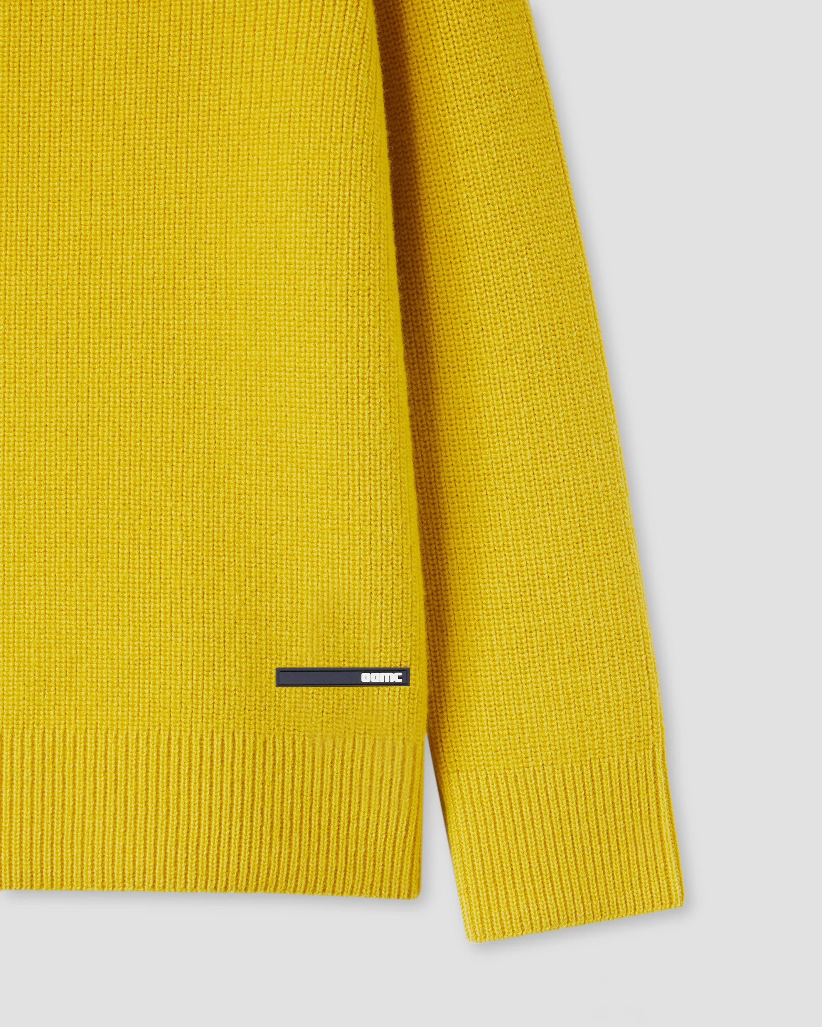 PEAK ROLLNECK